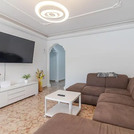 Flatguest Sonneland Alpehytte *